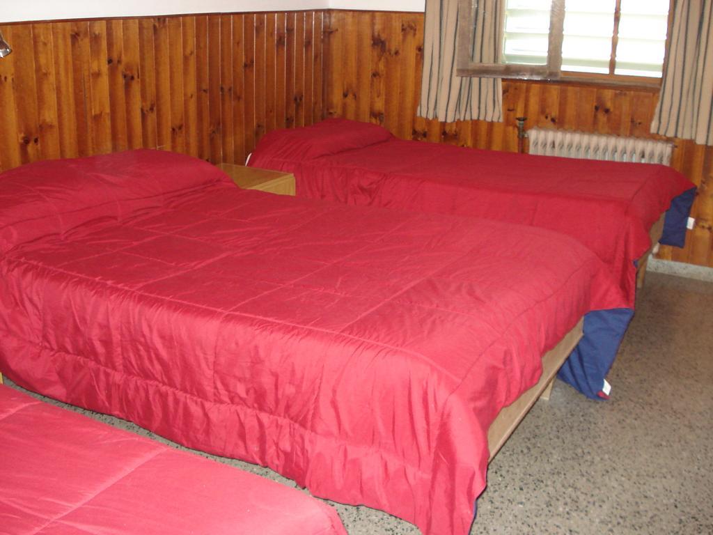 Hotel Riviera Rosario Bilik gambar